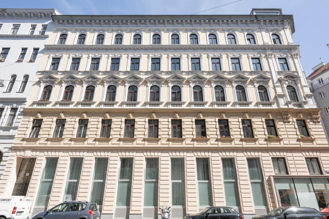 Luxury Suites Liechtenstein Vienna Exterior photo