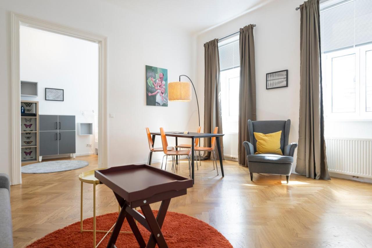 Luxury Suites Liechtenstein Vienna Exterior photo